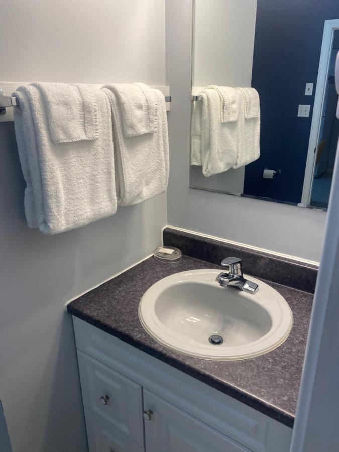 Acadia Village Resort Ellsworth Εξωτερικό φωτογραφία