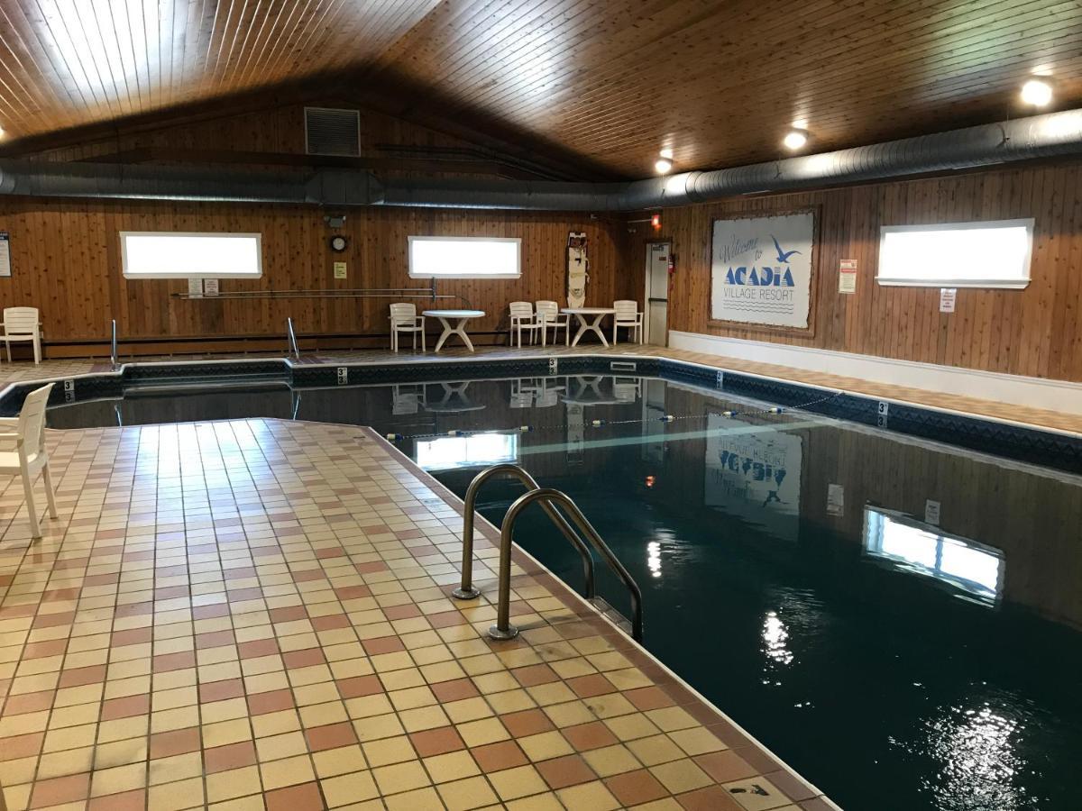 Acadia Village Resort Ellsworth Εξωτερικό φωτογραφία