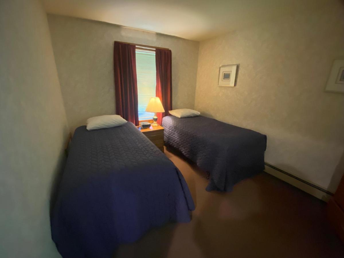 Acadia Village Resort Ellsworth Εξωτερικό φωτογραφία